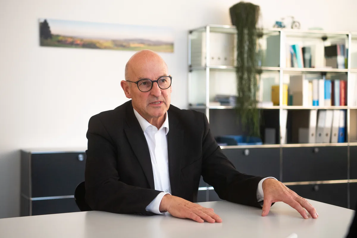Abschiedsportrait Hans Kocher, Statthalter.